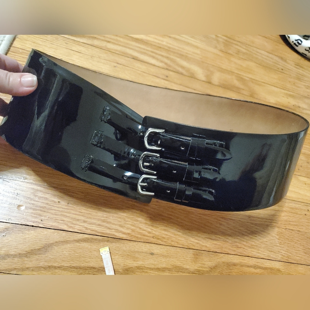 W. Kleinberg Patent Leather America  Belt Womens Sz M